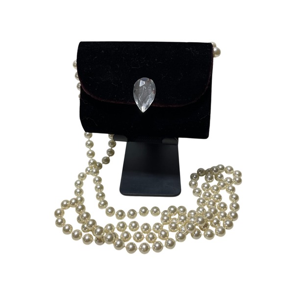The Unbranded Brand Handbags - Unbranded Velour Handbag Pearl Strap‎